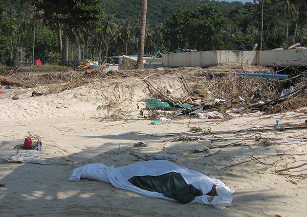 Tsunami Thailand Phi Phi Island 2004